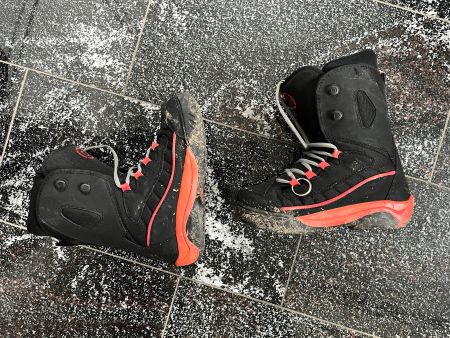 Snowboard schuhe 27.5 (40/41)