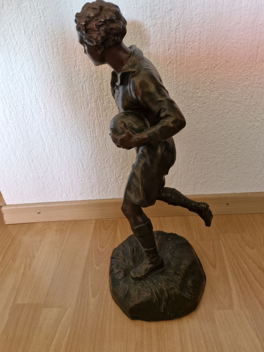 Sculture & Statue: Rugbyman stade 1932 – Usato da Ipsach venduto da solune 2
