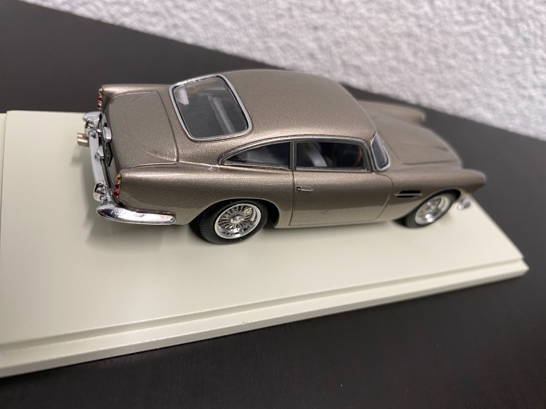 Spark Modellautos: Aston Martin DB4 S4 - Spark 1:43 – Neu und originalverpackt aus Niederhasli von Yotanke50 2