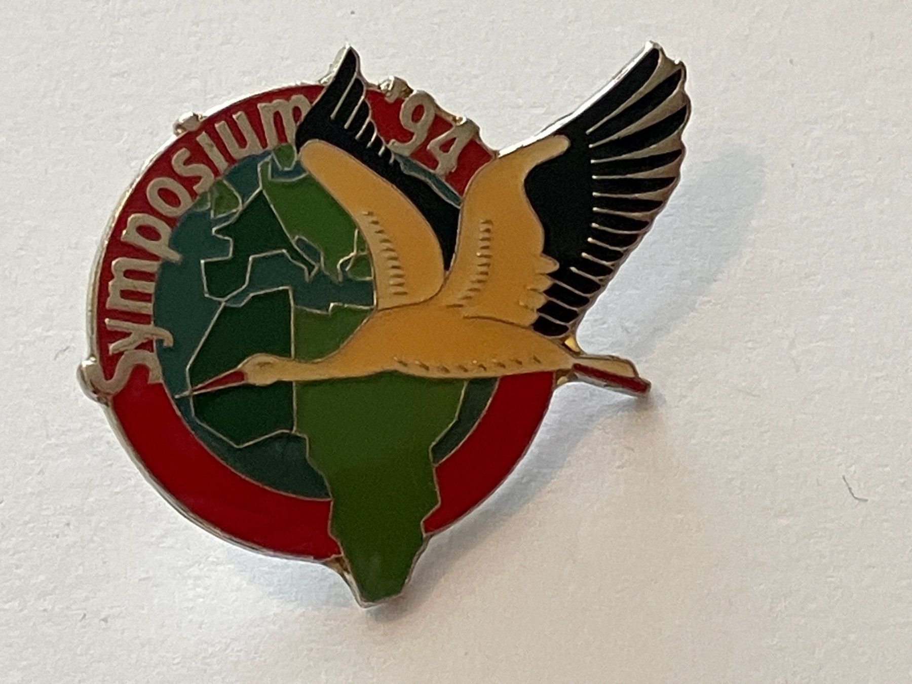Placchette & Badge: 1 Pin Symposium 1994 Storch – Usato da Basel venduto da djwwpp
