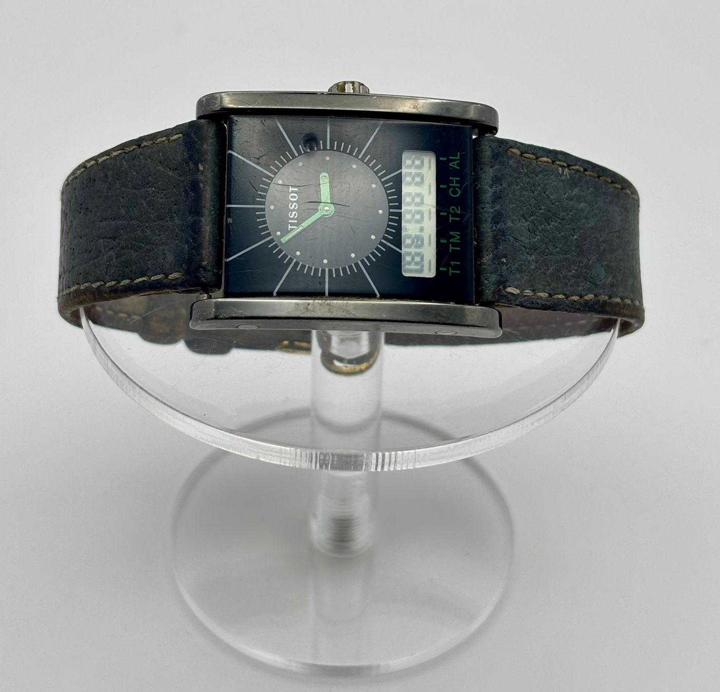 Tissot Uhren: NEO-VINTAGE-KLASSIKER TISSOT TWO TIMER – Defekt aus Rorschach von ZeitWerk.10 4