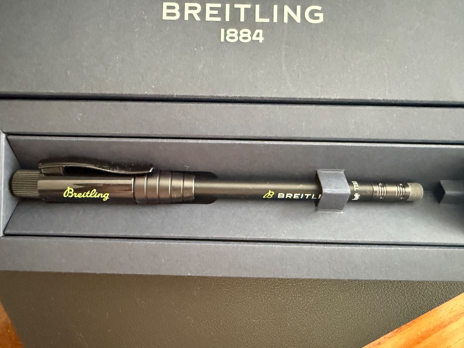 Bleistifte, Farbstifte & Kreide: Breitling bleistiftOriginal mit Box neu – Neu und originalverpackt aus Bettlach von val_95hq