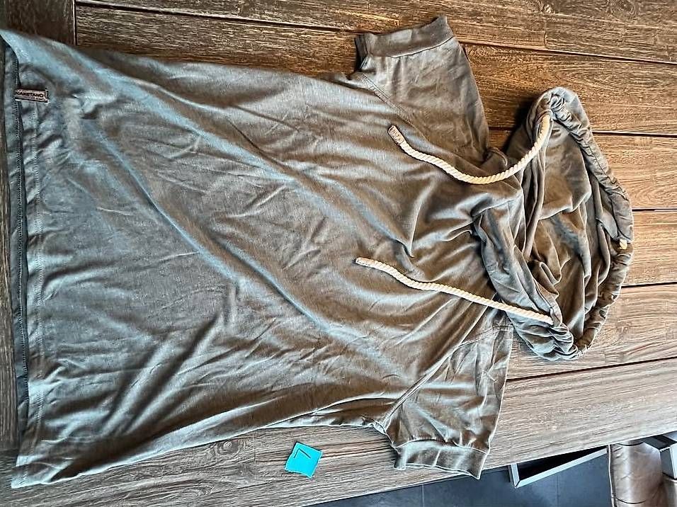 T-Shirts: Naketano T-Shirt – Gebraucht aus Faulensee von Neubi71