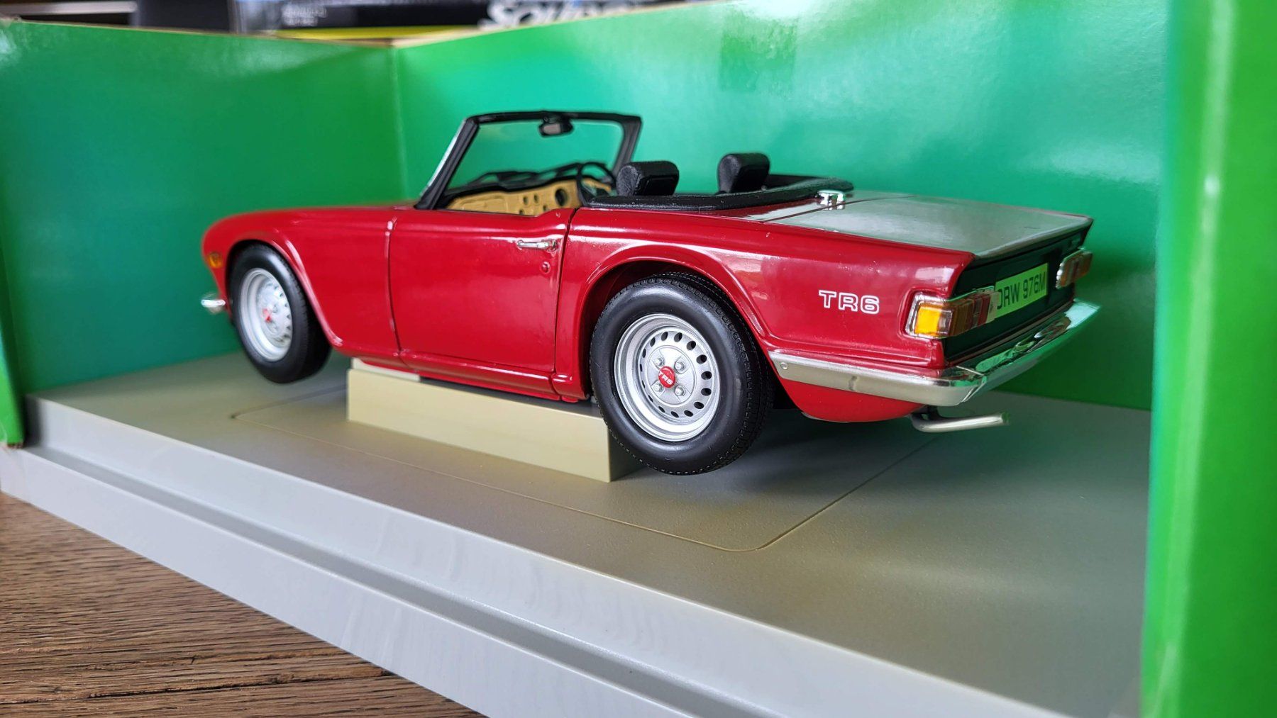 AMT/ERTL Modellautos: Triumph TR6 1:18 Ertl – Gebraucht aus Rothrist von Juana5 2