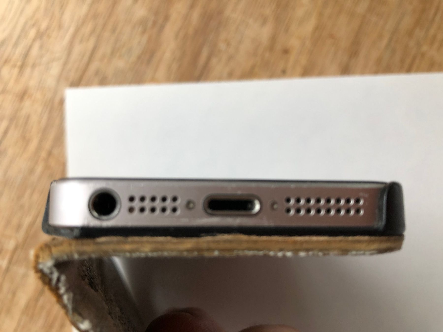 Apple Portables: iPhone SE 16GB – D'occasion à Grenchen par Kogi7 3