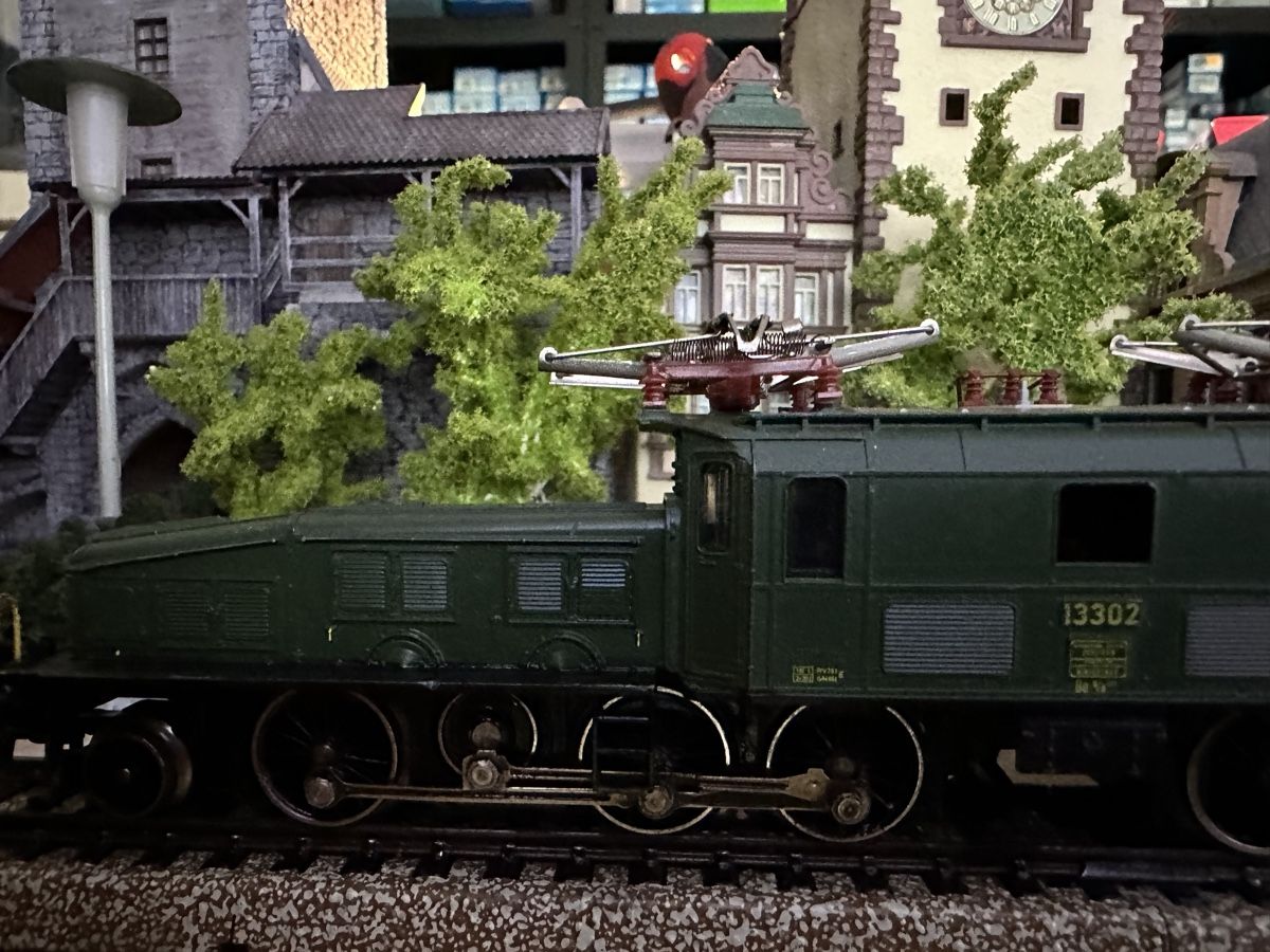 Märklin Modellini di ferrovie: Märklin 3056 Ce 6/8 II Krokodil – Usato da Lupsingen venduto da New-Haven 1