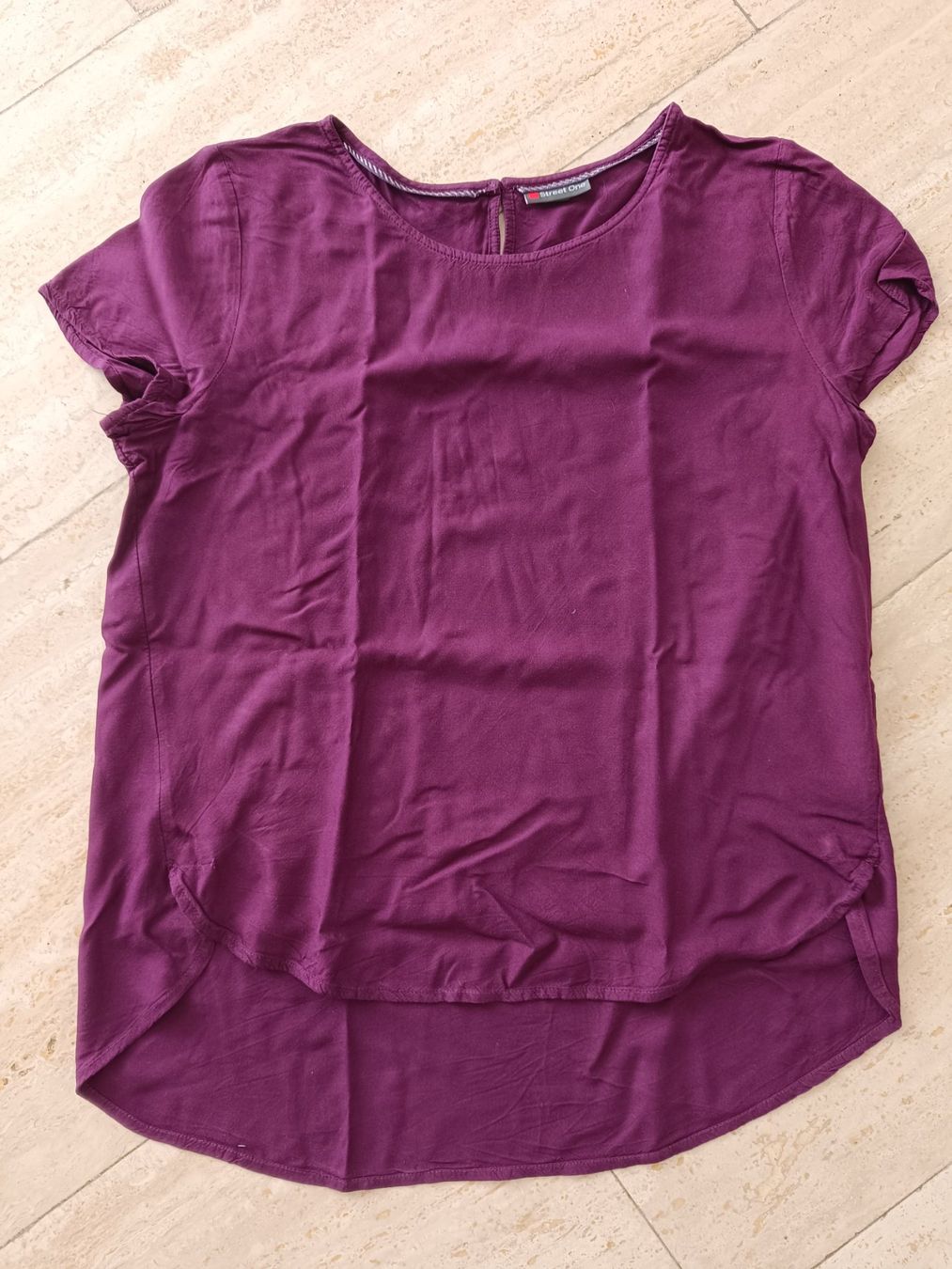 T-shirt: T-Shirt Gr. S/M – Usato da Wenslingen venduto da Stibi04