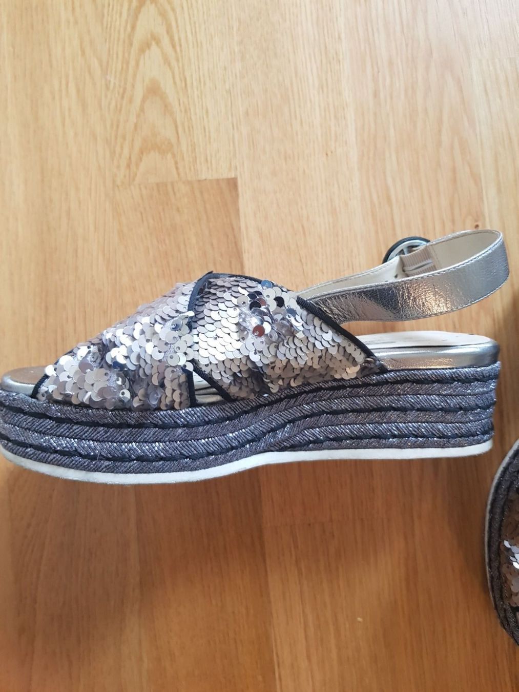 Scarpe da donna: Pailetten Sandalen, Grösse 36 – Usato da Eschenbach SG venduto da SanFranciscoCalifornia 5