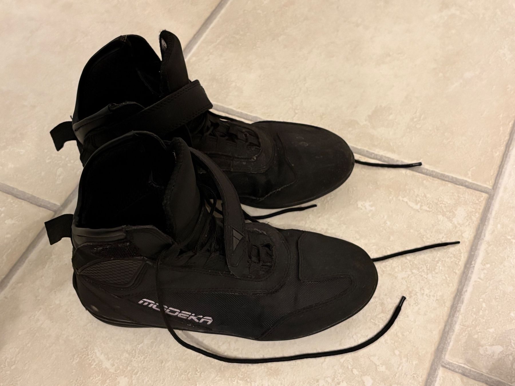 Scarpe da donna: Motorradschuhe – Usato da Jonen venduto da bea_001