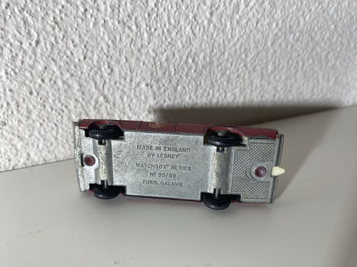 Lesney Modellini d'auto: Lesney ford galaxie – Usato da Winterthur venduto da ben_9vxx 4
