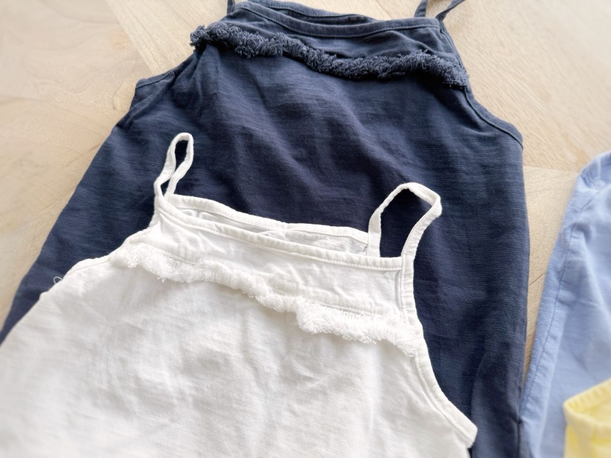 C&A Camicette, T-shirt & Top: Trägershirts Mädchen 4er Set, Gr. 128/134 – Usato da Eggenwil venduto da Lissi82 2