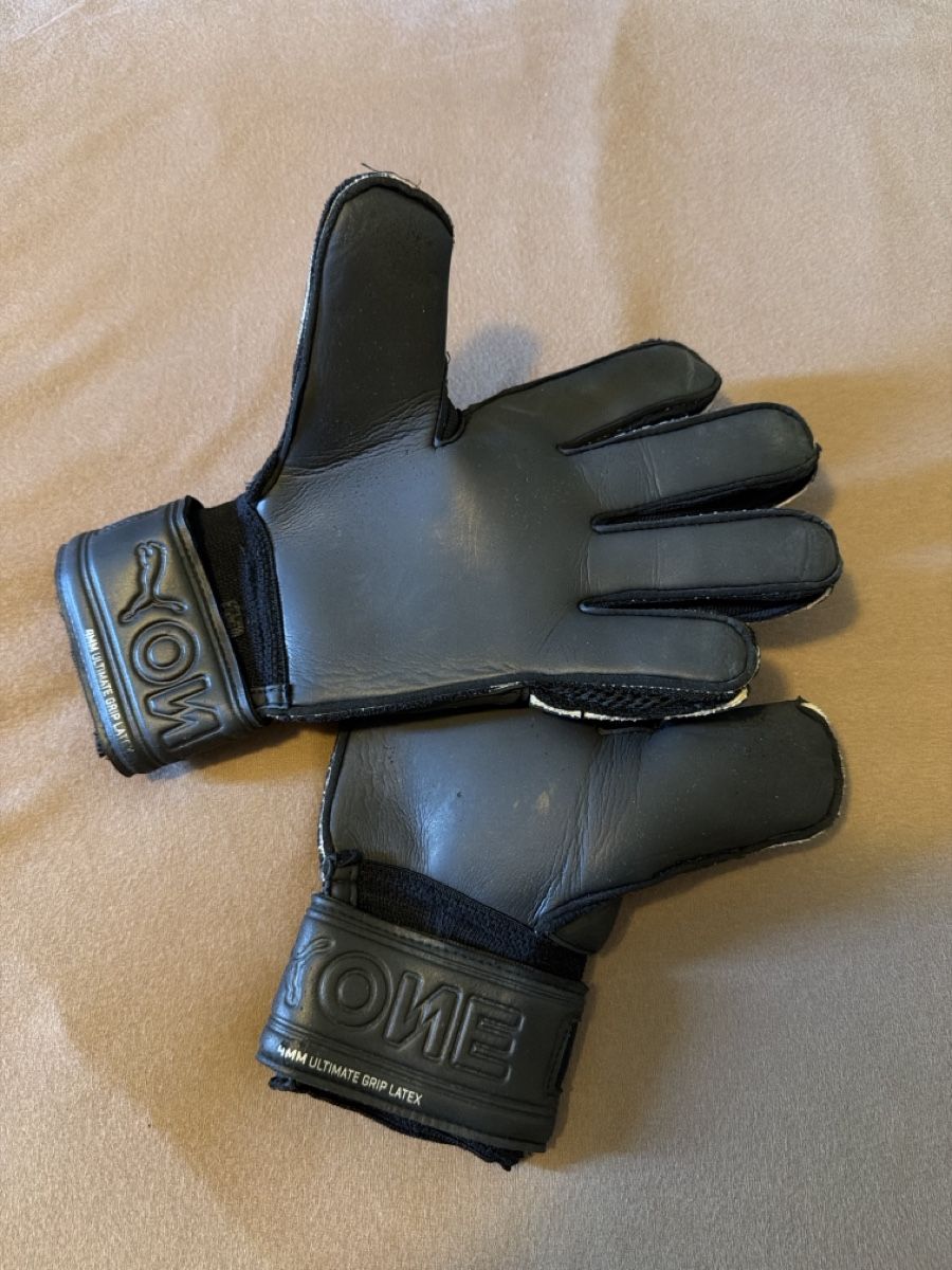 Adidas Kleiderpakete: Affarone portiere  – Gebraucht aus Sementina von bru_vpp5 8
