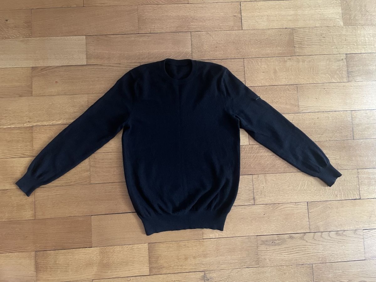 Maglioni & Felpe: 100% Kaschmir Pullover in schwarz – Usato da Zürich venduto da Manga04