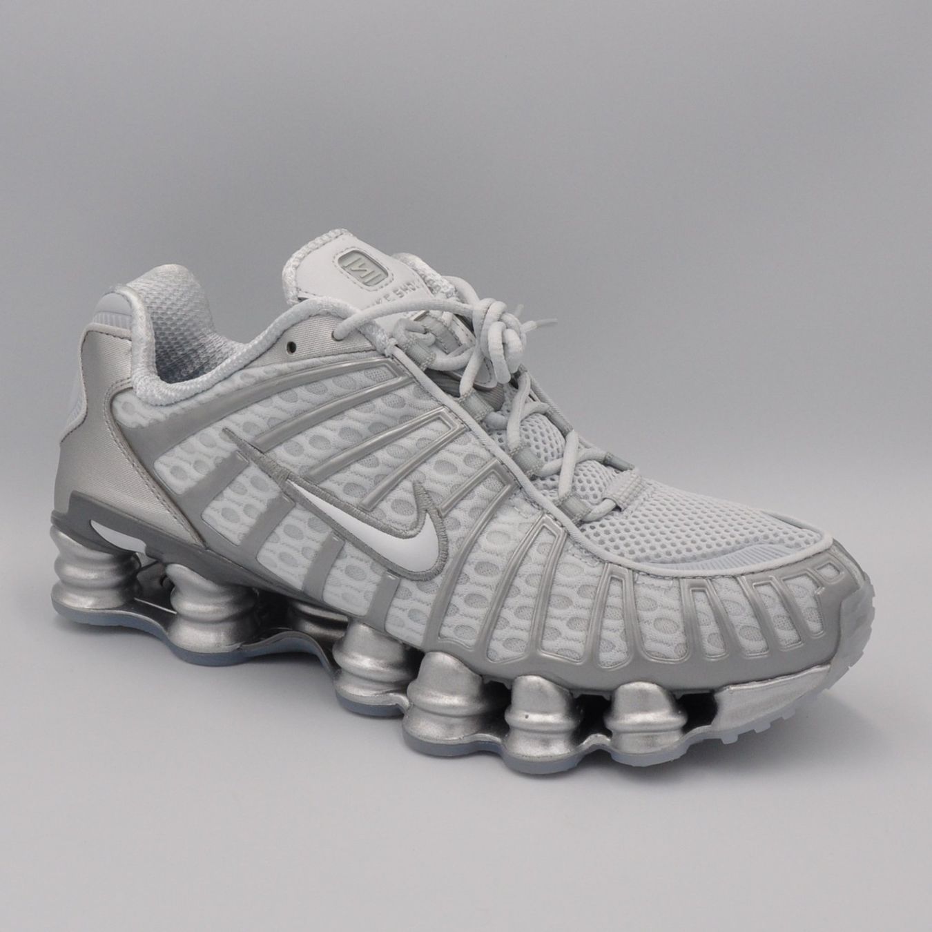 Nike Scarpe da uomo: Nike  Shox TL Chrome 38.5 – Nuovo e nell'imballaggio originale da Bern venduto da SneakerheavenLT 4