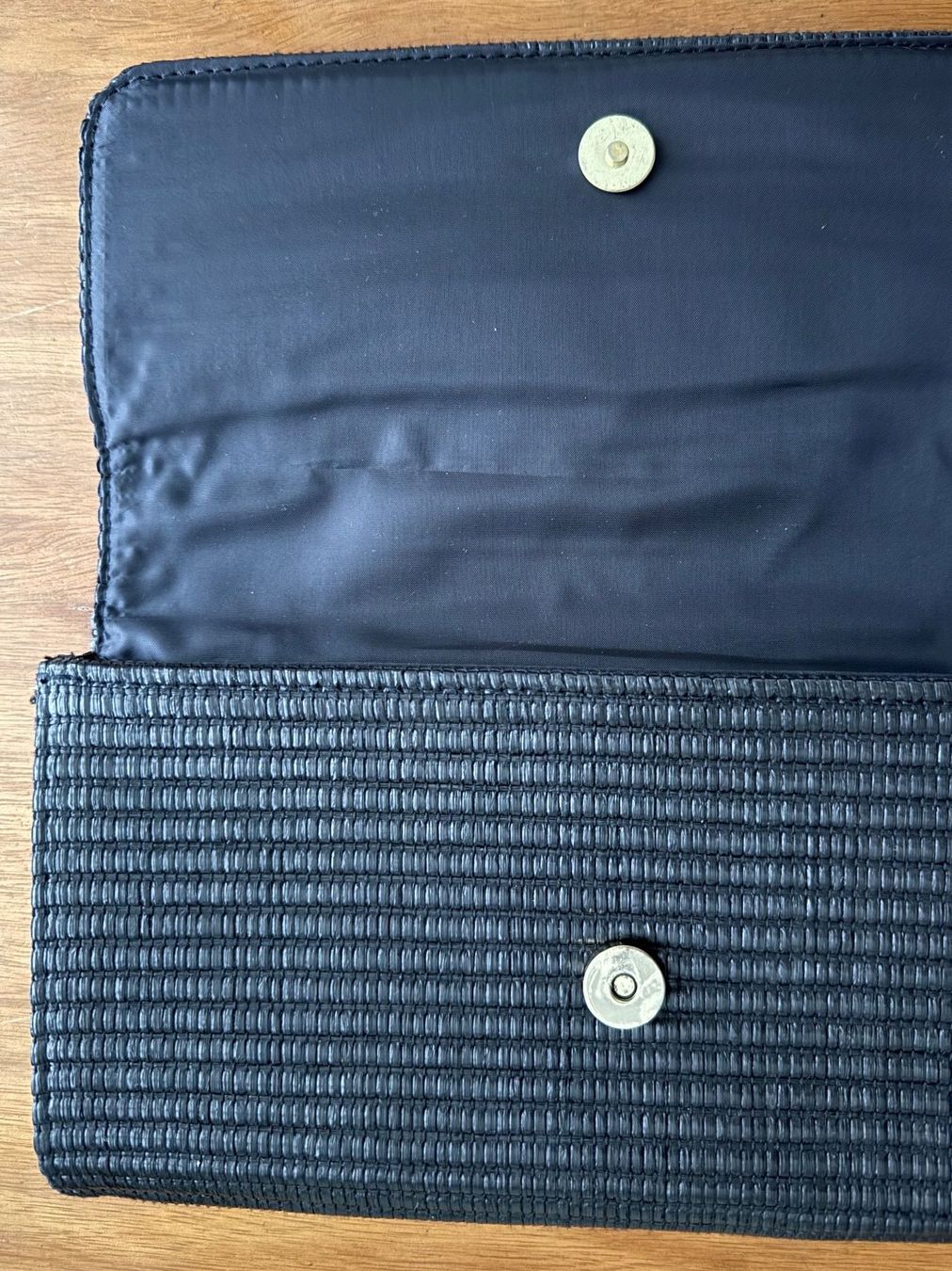 H&M Borse da donna: Schwarze Clutch – Usato da Rorbas venduto da tun_m7fz 2