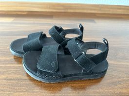 UGG Sandalen Gr. 33,5