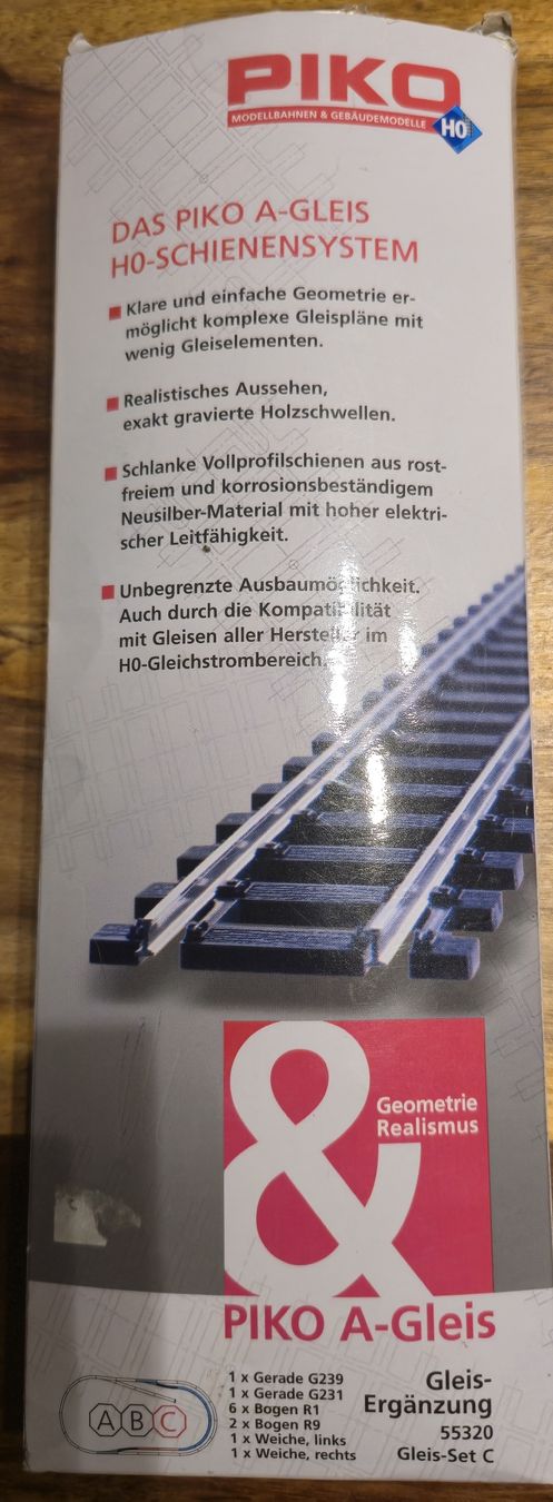 Piko Modellini di ferrovie: Piko Schienensystem A- Gleis – Usato da Hinwil venduto da Wo-ma14 1