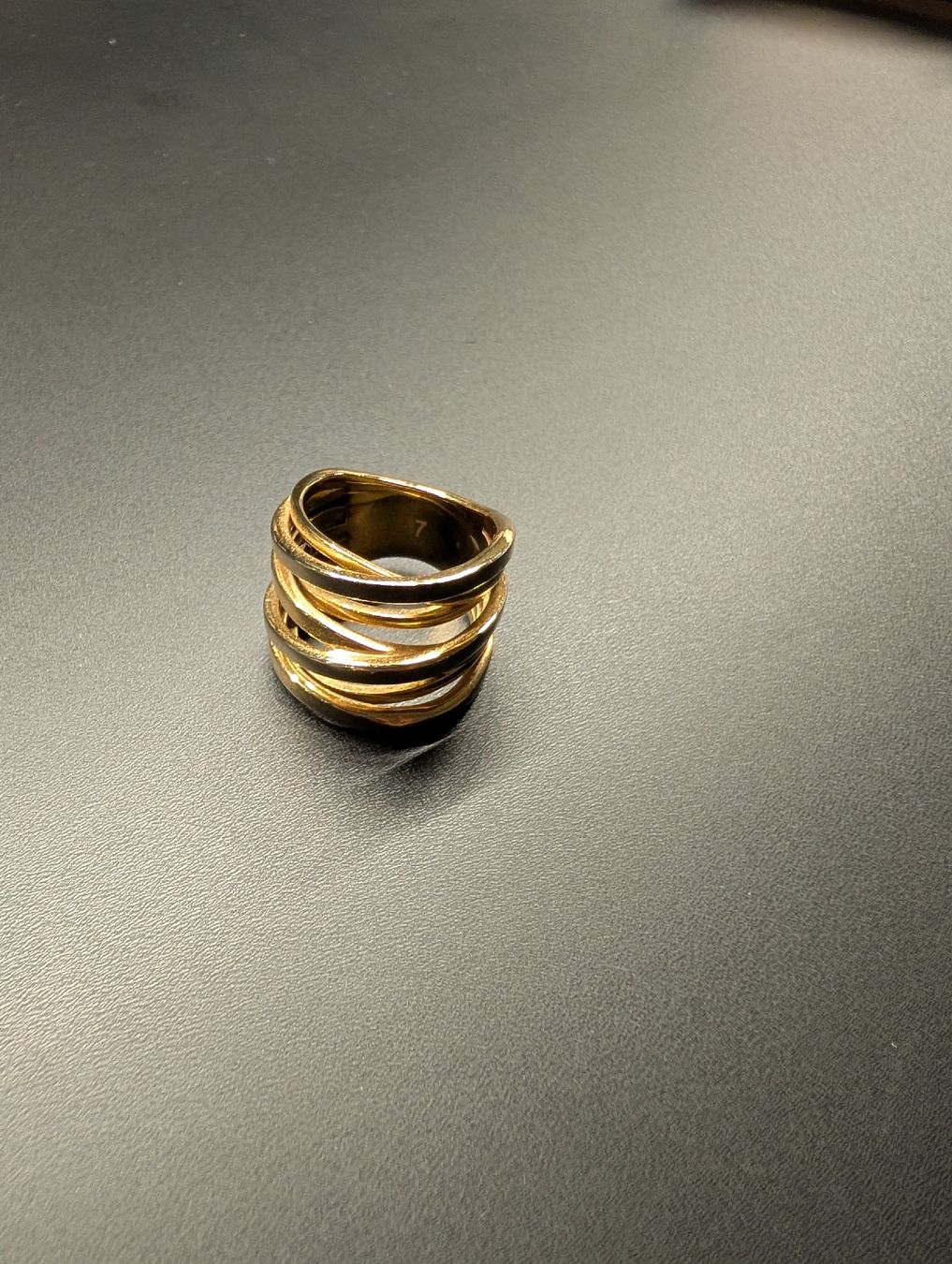 Michael Kors Anelli: Michael Kors Ring, Goldfarben, Top Zustand, Grösse 7 – Usato da Seuzach venduto da Merz_s 2