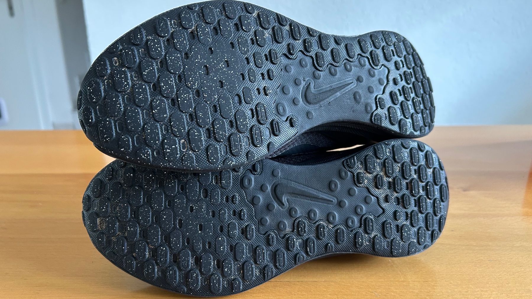 Nike Chaussures hommes: Nike Revolution 7 / Gr. 42 – D'occasion à Dotzigen par rapunzel03 6