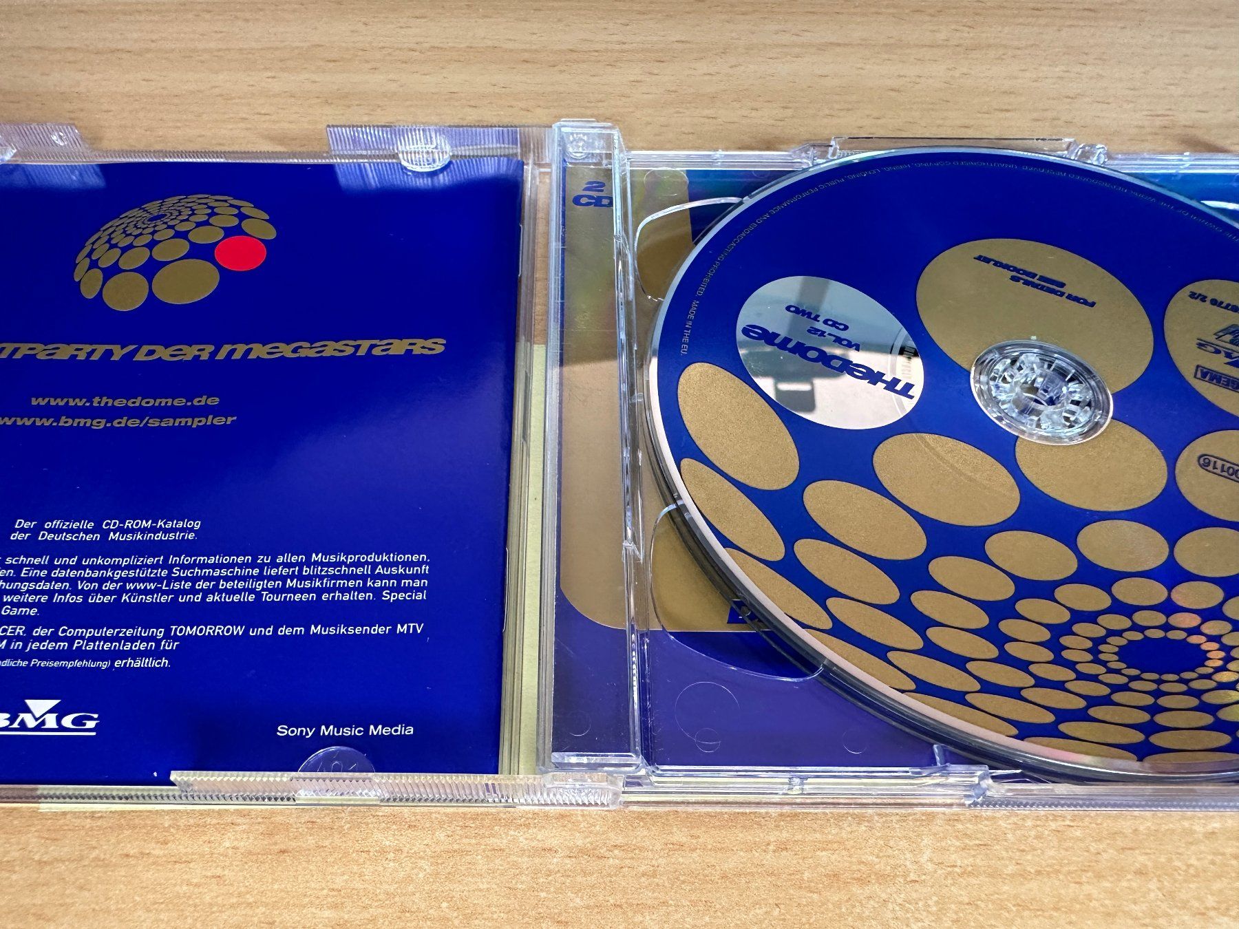 CD: Various – The Dome Vol. 12 - 2 CD – Usato da Rikon im Tösstal venduto da Alpenmutz 2