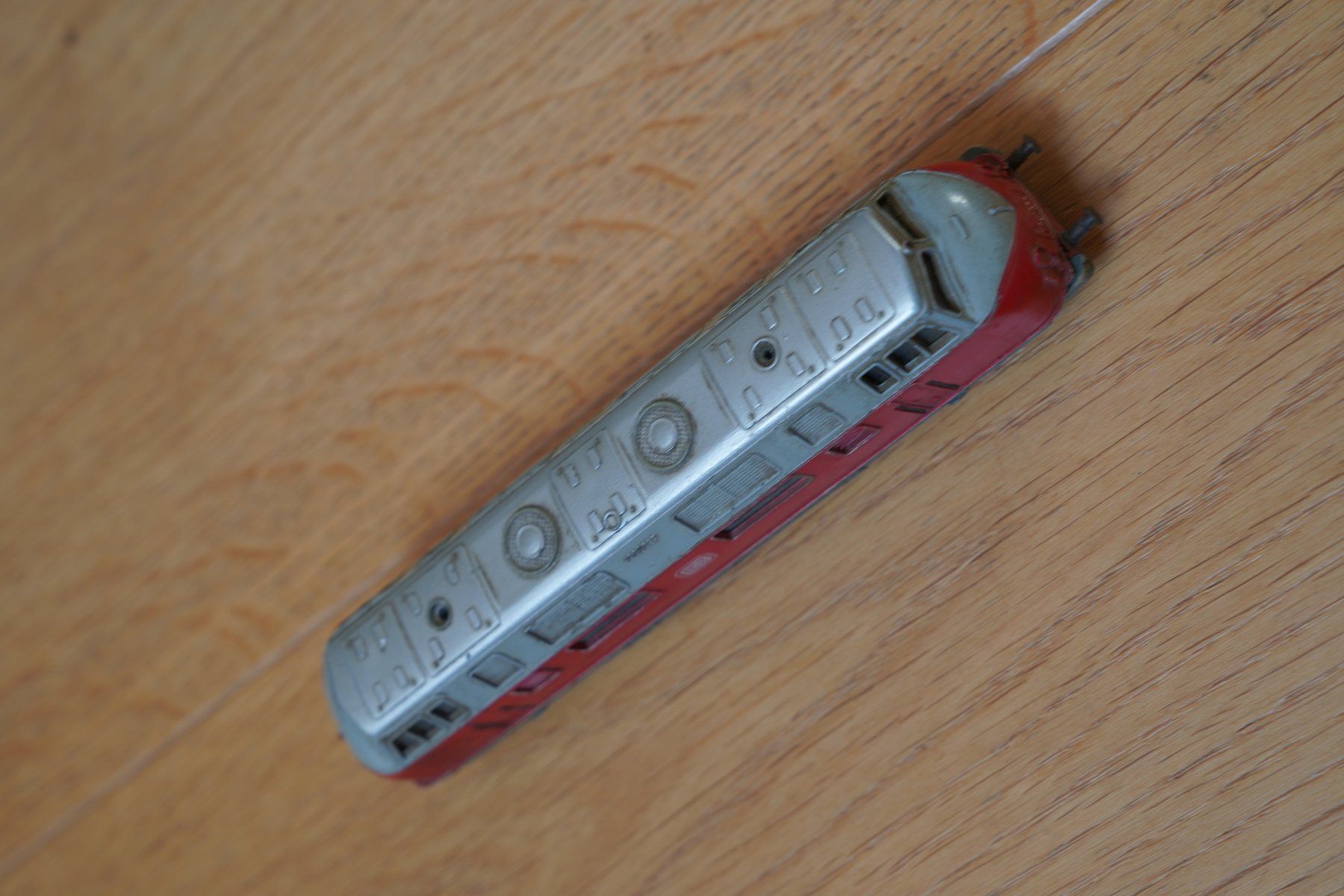 Modelleisenbahnen: 2 defekte Lokomotiven – Gebraucht aus Goldiwil (Thun) von Vintagelounge 1