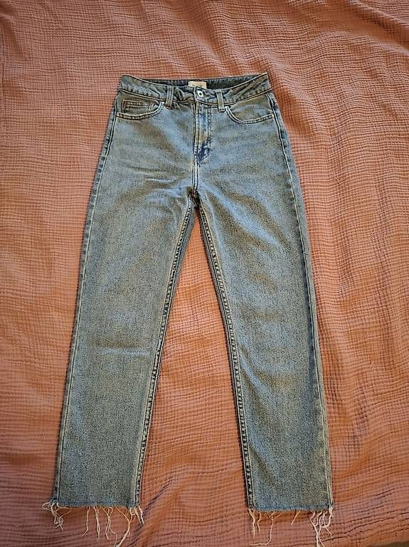 Only Jeans: Only Straight Jeans Grösse 26/30 – Gebraucht aus Wattwil von miz_6cvq