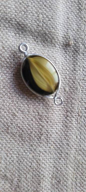 Pietre preziose: Pendentif pierre oeil de tigre ovale – Usato da Vésenaz venduto da emose 1