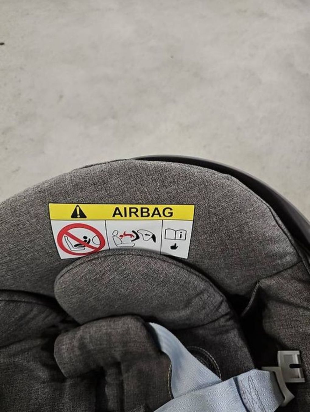 Cybex Seggiolini per auto: Cybex Babyschale Cloud Z – Usato da Bülach venduto da LarissaBueeler 2