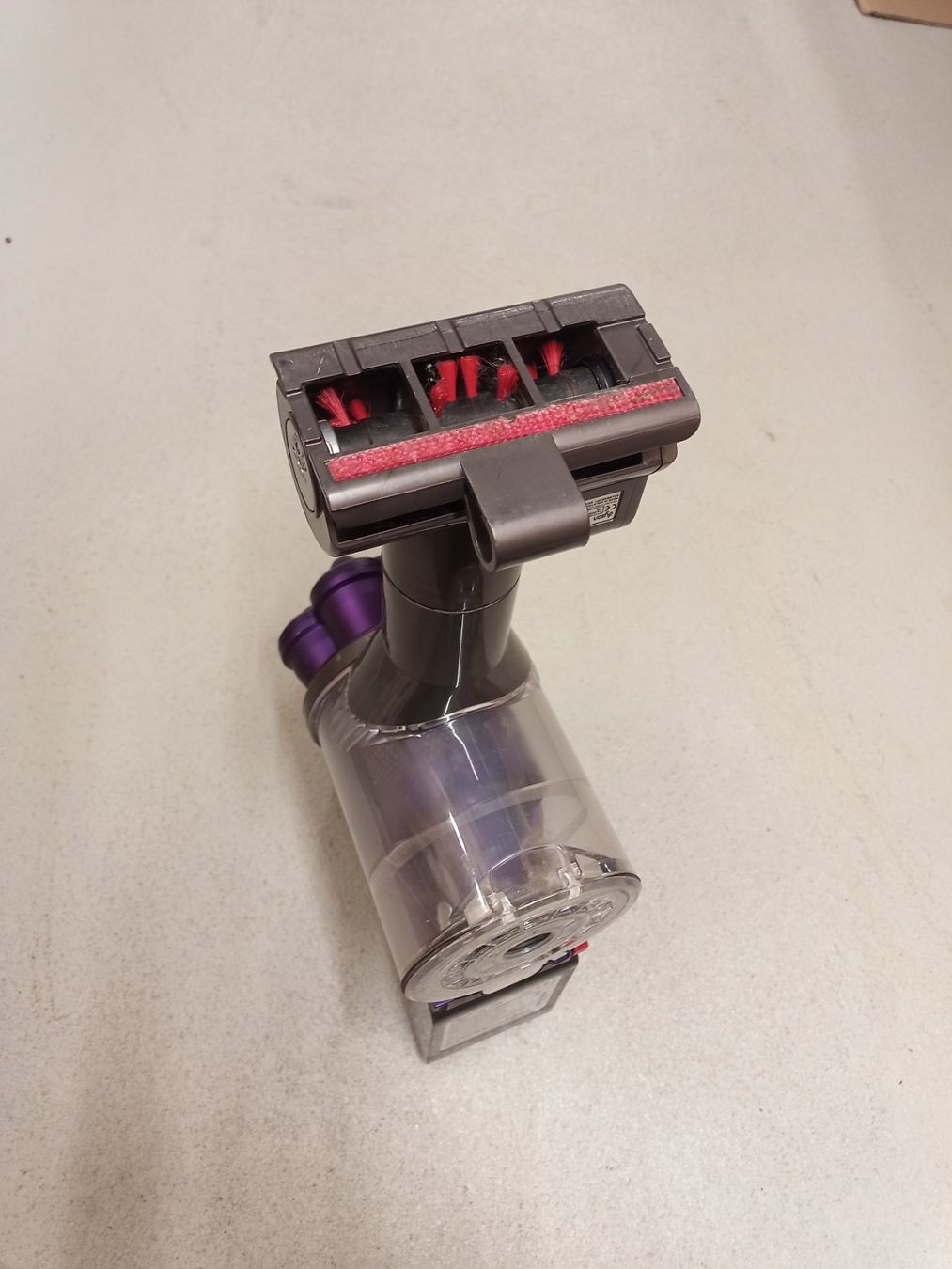 Dyson Aspirapolveri & Accessori: Dyson DC 31 Animal Pro Staubsauger TOP – Usato da Zürich venduto da danihell 2