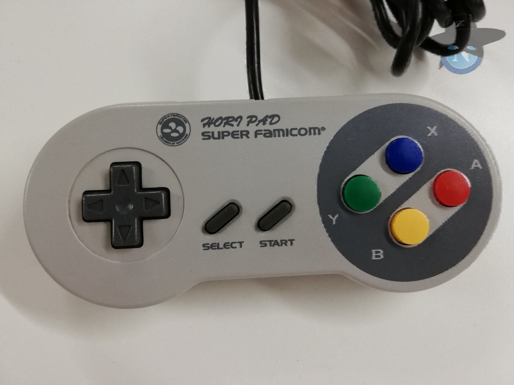 Nintendo Controller: Hori Pad zu Nintendo Superfamicom – Usato da St. Gallen venduto da zorro_dc 2