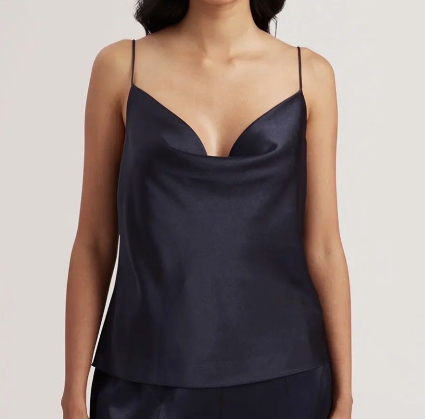 Tops: Ted Baker KITI Satin-Top Navy  – Neuf avec emballage d'origine à Zürich par di_archive