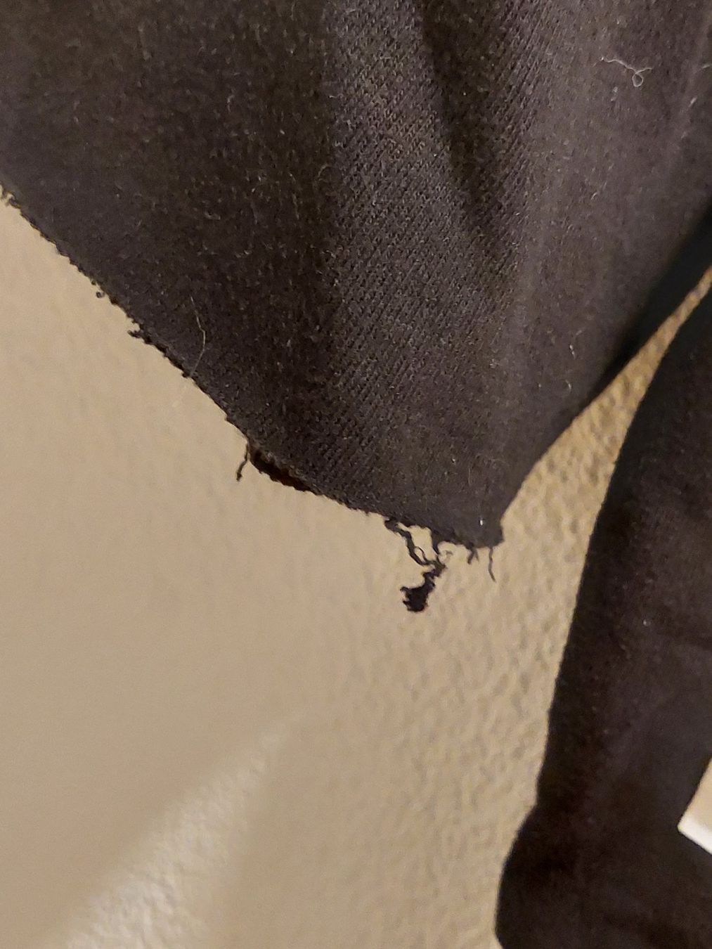 Maglioni & Felpe: Pulli Schwarz – Usato da Gunzwil venduto da 11G11 1