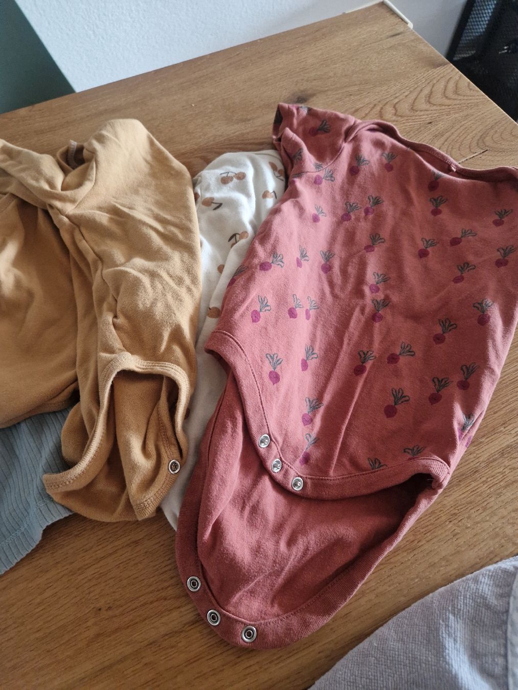 Kleiderpakete & -sets: Baby Kleiderpaket Gr 86 – Gebraucht aus Reinach BL von Dschinni80 4