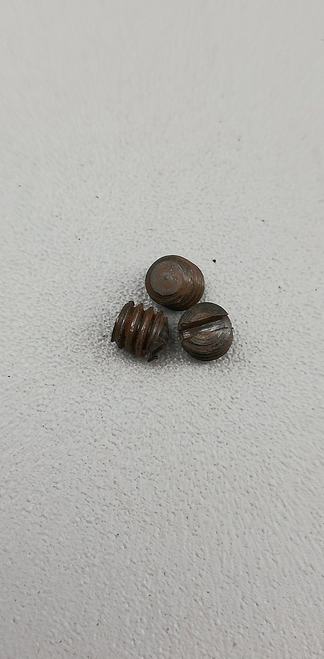 Tutti gli attrezzi: Viele kleine Schrauben ab 1Fr. – Usato da Thun venduto da Matthias72 2