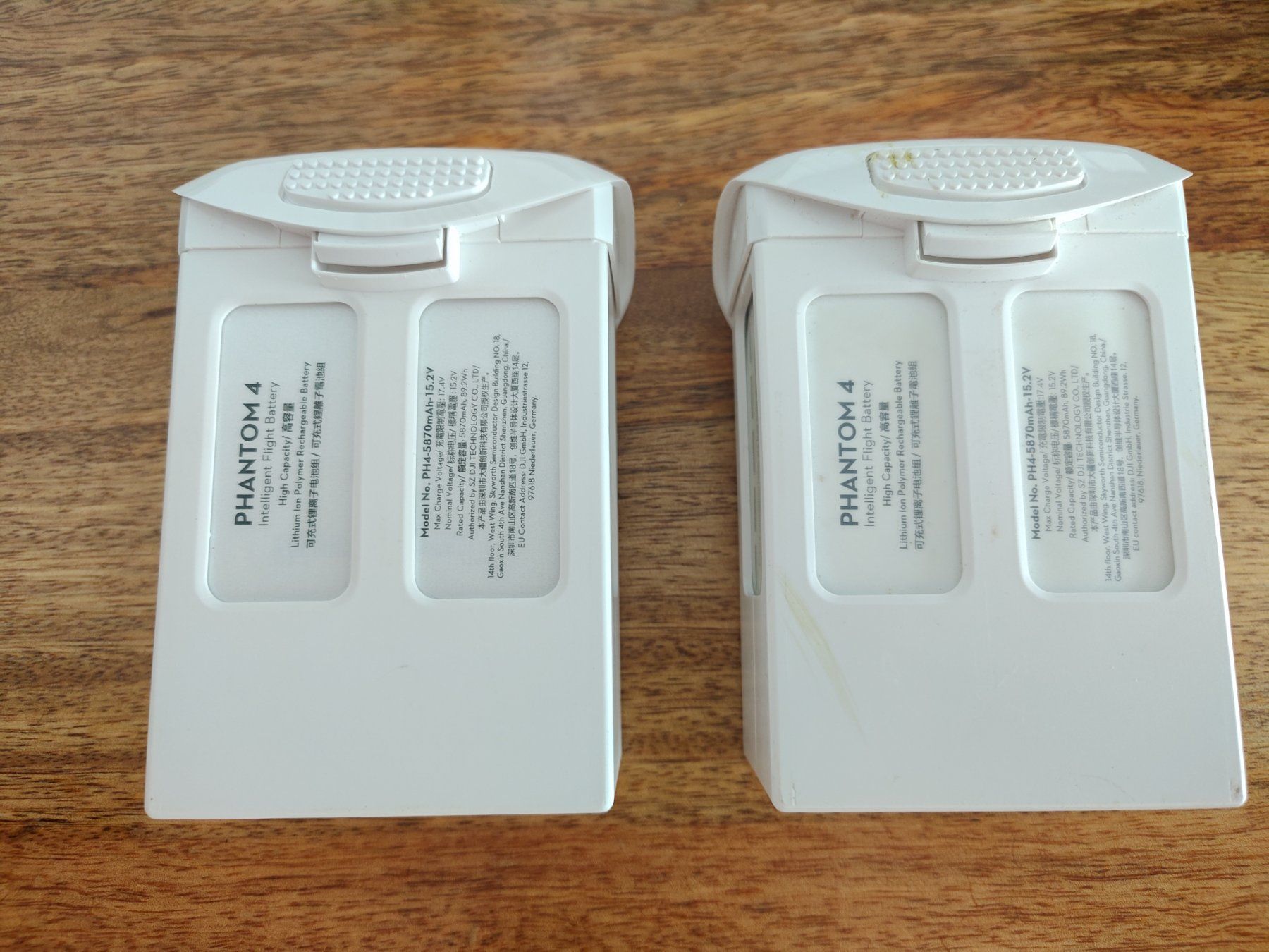 DJI Accus: DJI Phantom 4 pro akkus / 2 Stk. gebraucht – D'occasion à Starrkirch-Wil par Manu_aka_sell 5