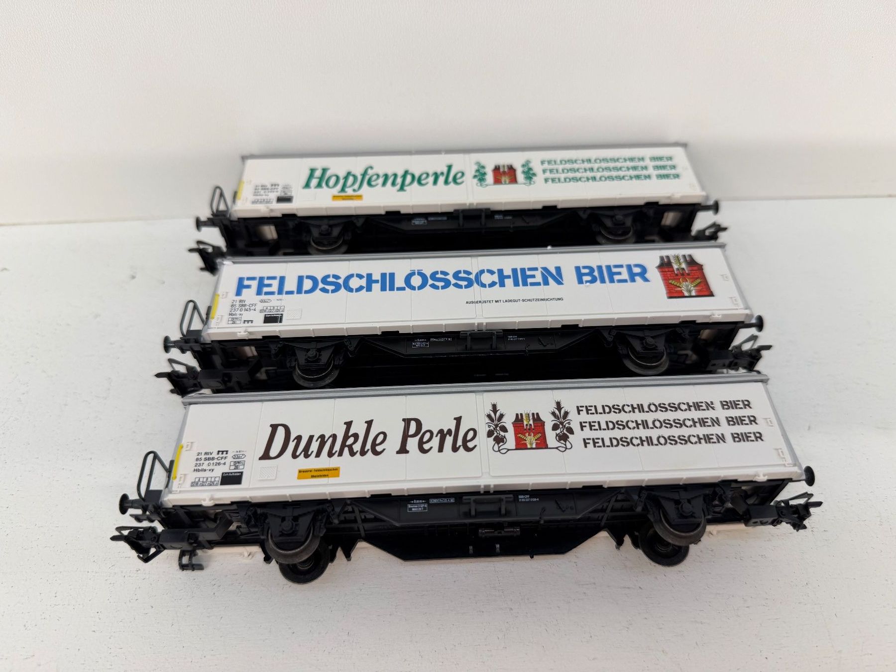 Märklin Modellini di ferrovie: Märklin 84785 "Feldschlösschen"- Wagenset – Usato da Büsserach venduto da ModellbahnDepot 3