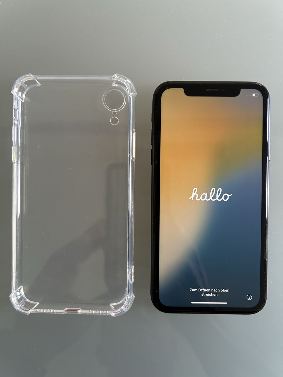 Apple Telefoni cellulari / Smartphones: iPhone XR Black 64GB mit Schutzhülle – Usato da Glarus venduto da pfistair01