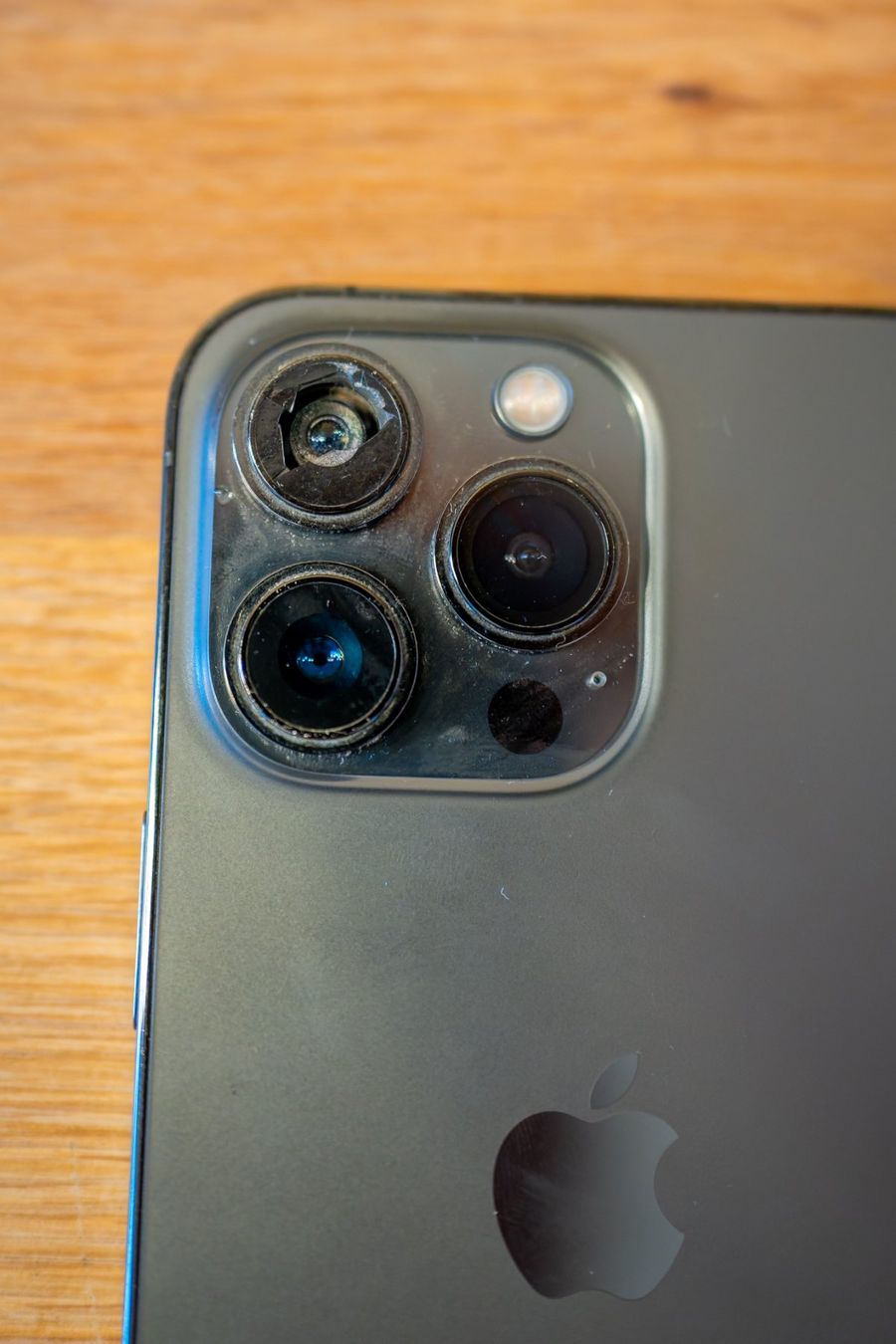 Apple Telefoni cellulari / Smartphones: Apple iPhone 13 Pro 256GB Graphite | Originalverpackung – Usato da Basel venduto da kos_lkg5 4
