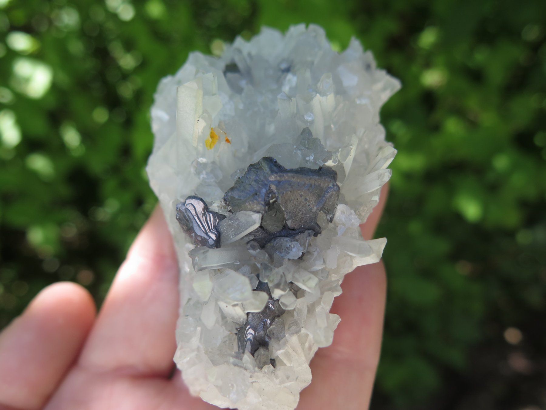 Minéraux & Lithothérapie: Bergkristall Stufe mit Galena – D'occasion à Schaffhausen par Yamakana51L8736OQ8 7