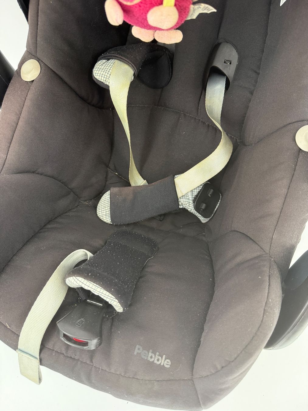 Maxi-Cosi Seggiolini per auto: Maxi Cosi Babyschale Pebble Plus mit Isofix Station – Usato da Auenstein venduto da moin. 5