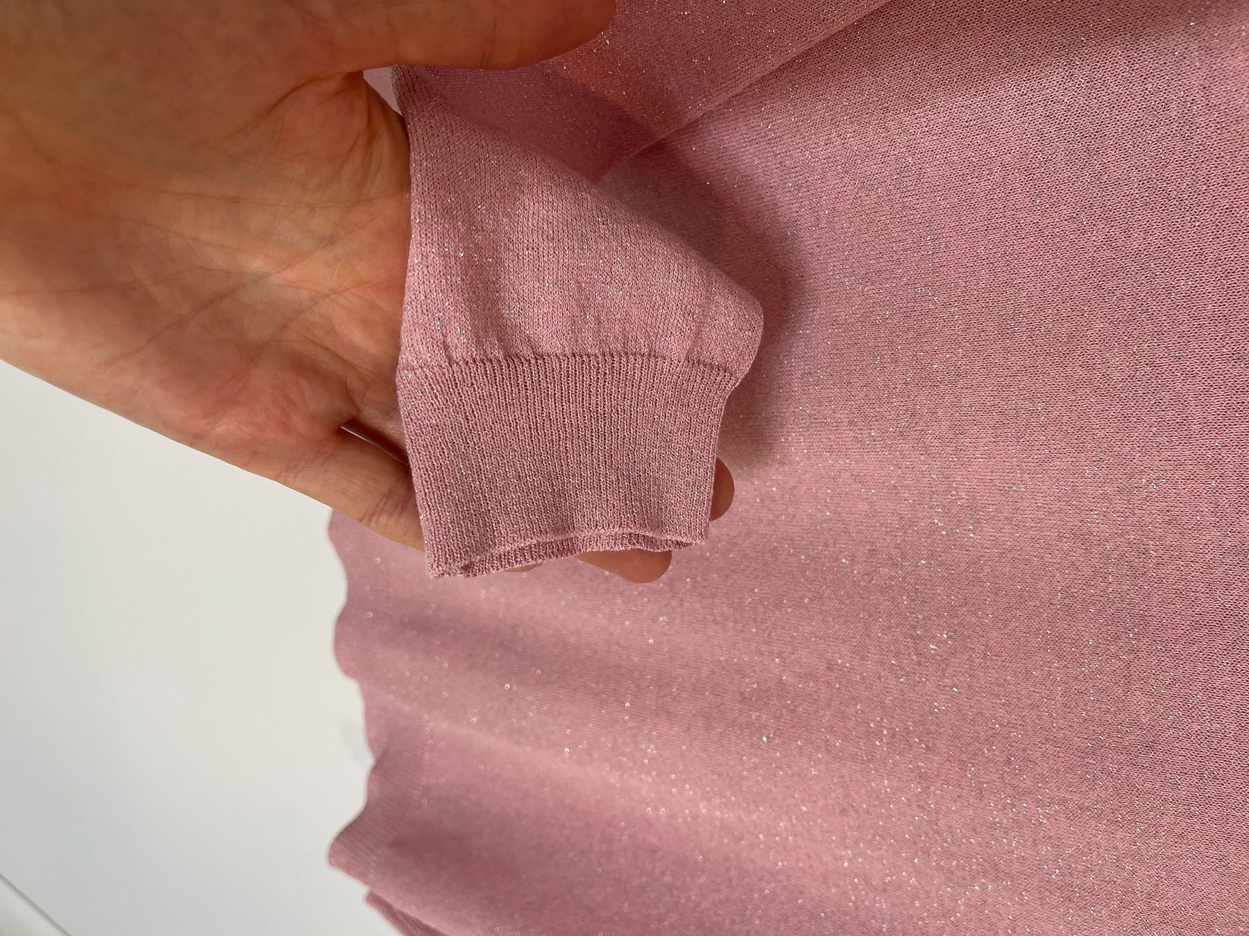 Maglioni & Felpe: Dünner Sommerpullover in einem hellen Rosaton in Grösse L – Usato da Zizers venduto da sarah_1987 4