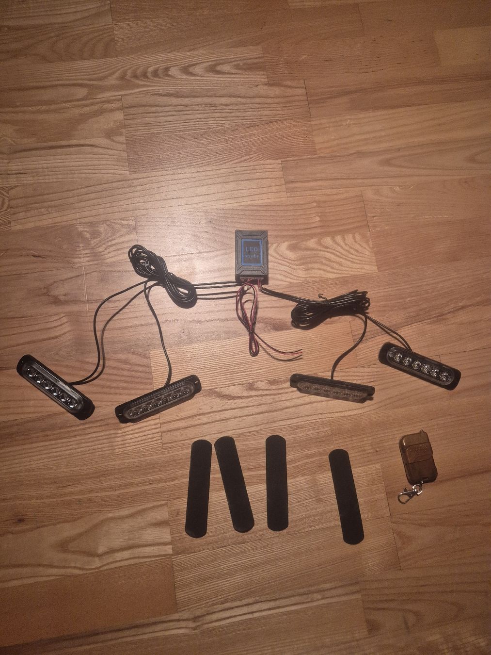 Fari: LED Blitzer weiss – Nuovo (secondo la descrizione) da Vella venduto da liv_t8wk