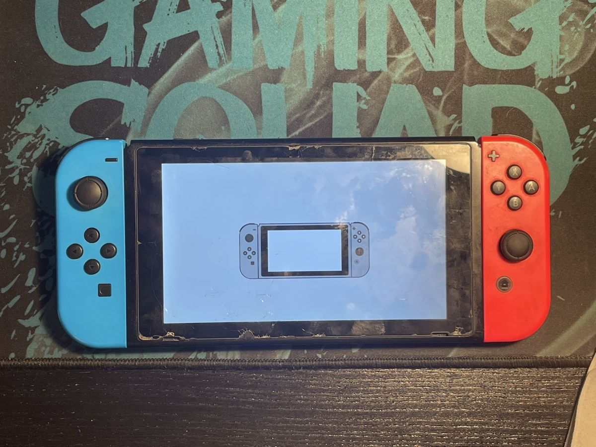 Nintendo Console: Nintendo Switch V2 im gebrauchten Zustand – Usato da Wädenswil venduto da dai_2bcv 1