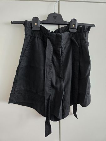 H&M High Waist Shorts - Grösse 38