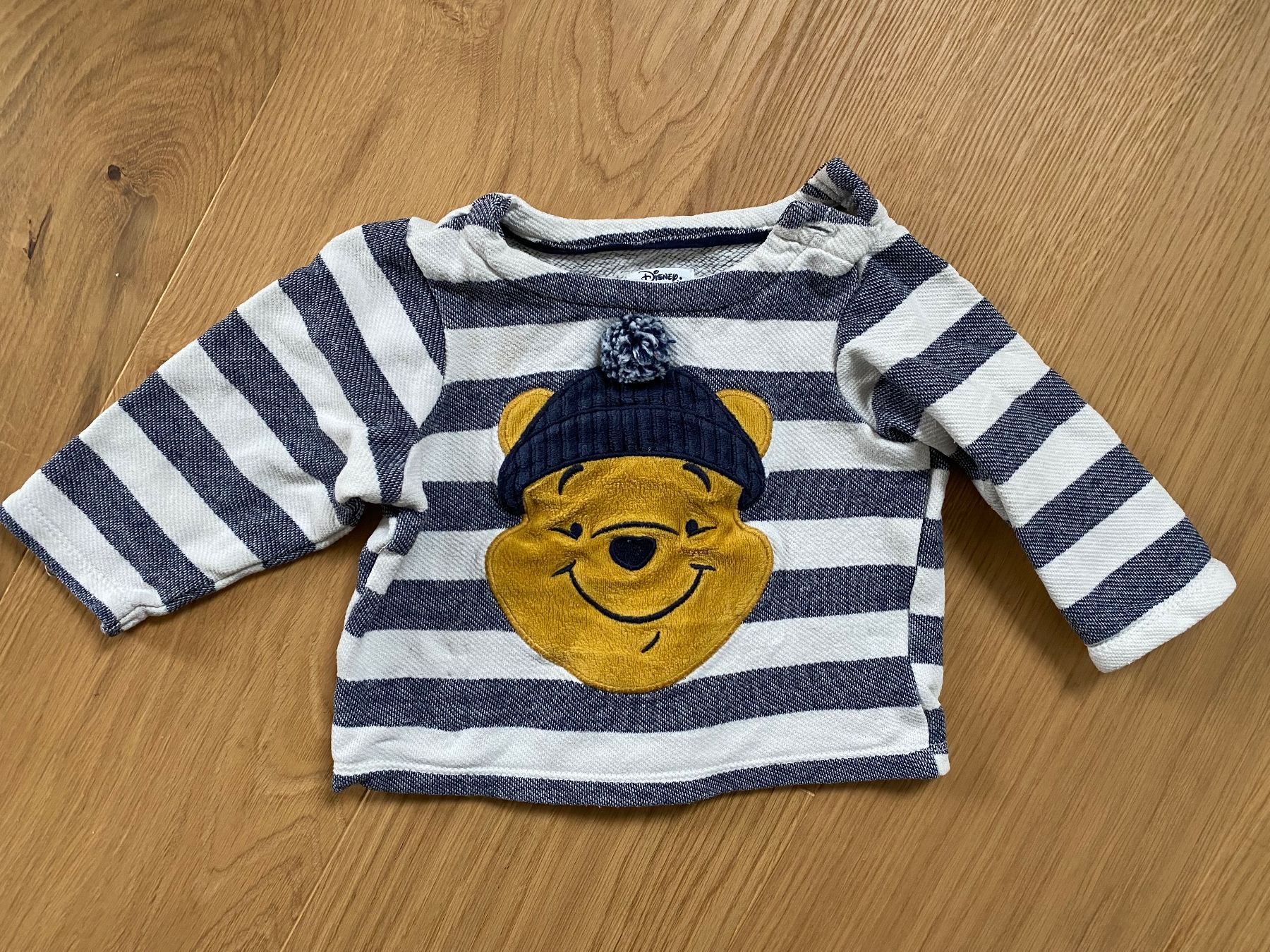C&A Maglioni & Felpe: Mega herziger Winnie Pooh Pullover Disney 74 – Usato da Trachslau venduto da M_Schmid81