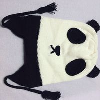 050 Panda Mützen Handmade Large