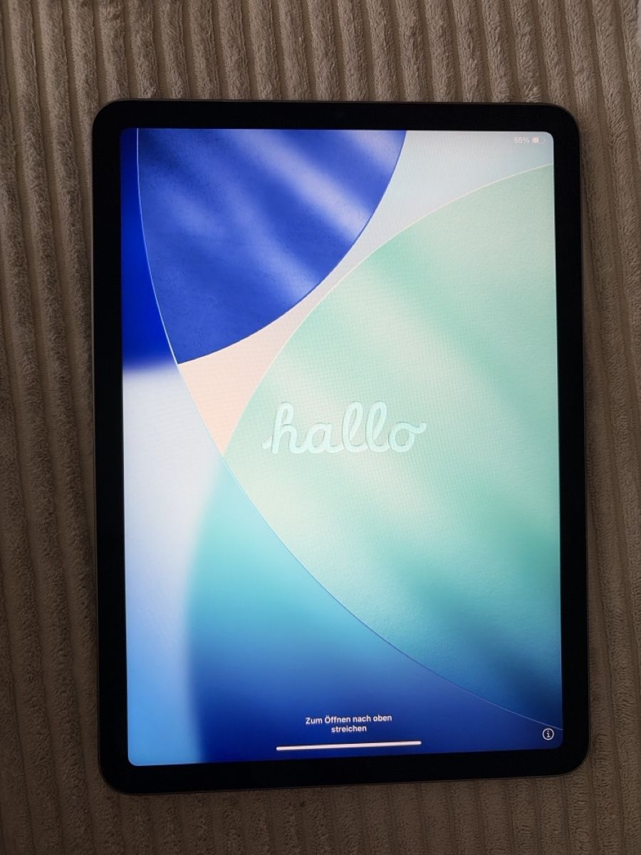Apple Tablet PC: Apple Ipad Air 5 – Usato da Turbenthal venduto da Engel024