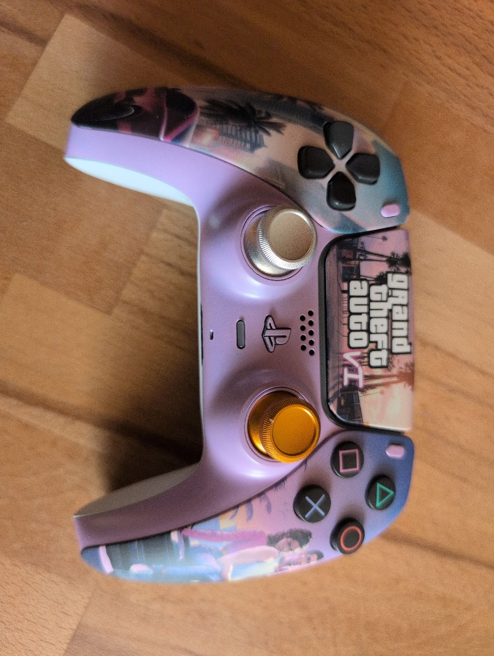 Sony Controller: PS5 Controller, Grand Theft Auto VI Design, Custom! – Nuovo (secondo la descrizione) da Waltenschwil venduto da Andy.Z01 3