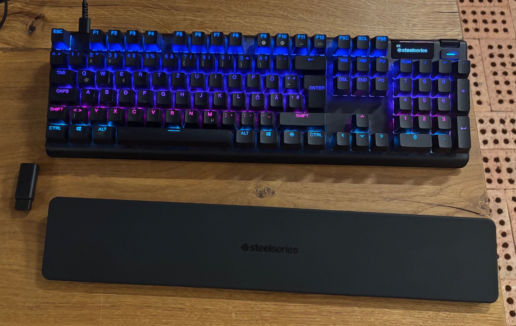 Steelseries Tastiere: Steelseries Apex Pro Gen 3 USB, Deutschland, Kabel – Usato da Reinach AG venduto da Miggelxd