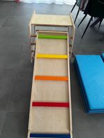Holz Kletterdreieck mit Rutsche und Matten gebraucht